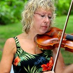 Aloha Strings-Hawaiian Band-Angela-Daly-Violin-600