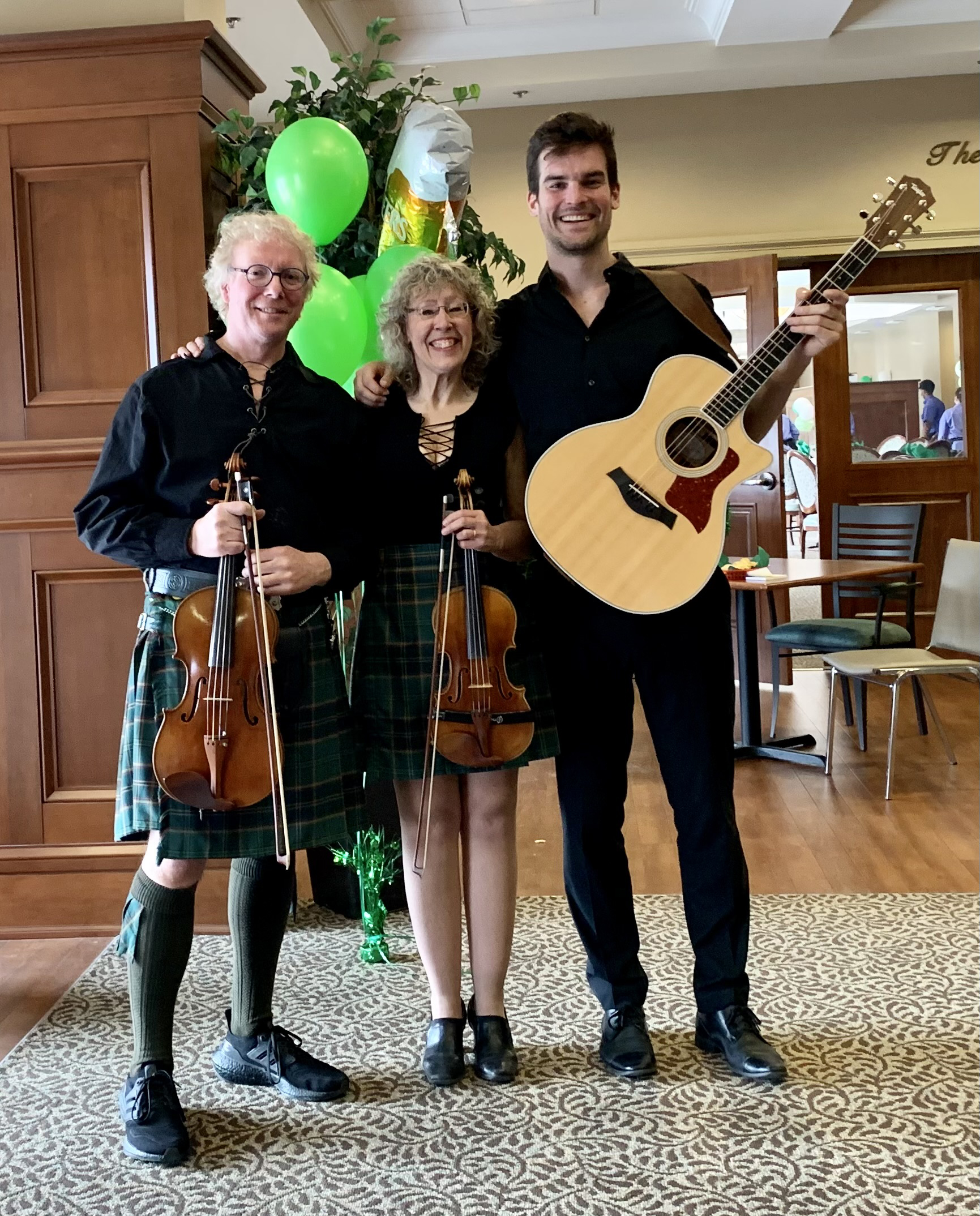 Mystic Fyre Celtic Trio: Ross, Angela & Andrew