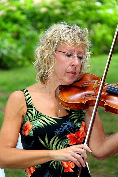 Aloha Strings-Hawaiian Band-Angela-Daly-Violin